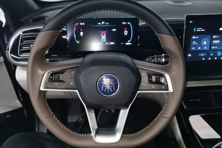Used BYD Qin PLUS 2023 Champion Edition DM-i 55KM Superior Model Steering Wheel