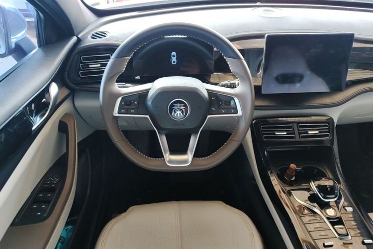 Used BYD Qin PLUS 2023 Champion Edition DM-i 55KM Leading Model Steering Wheel