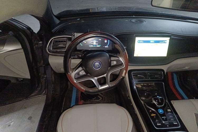 Used BYD Qin PLUS 2023 Champion Edition EV 510KM Leading Model Steering Wheel
