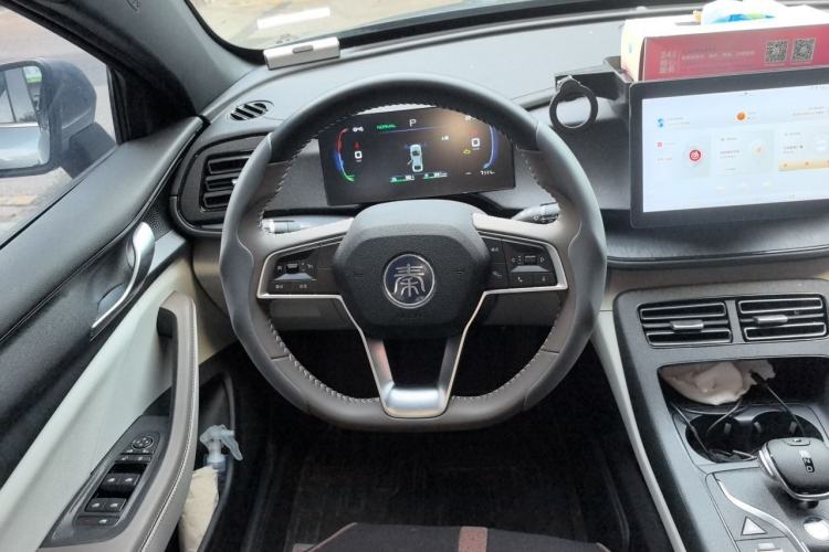 Used BYD Qin PLUS 2023 Champion Edition DM-i 55KM Leading Model Steering Wheel