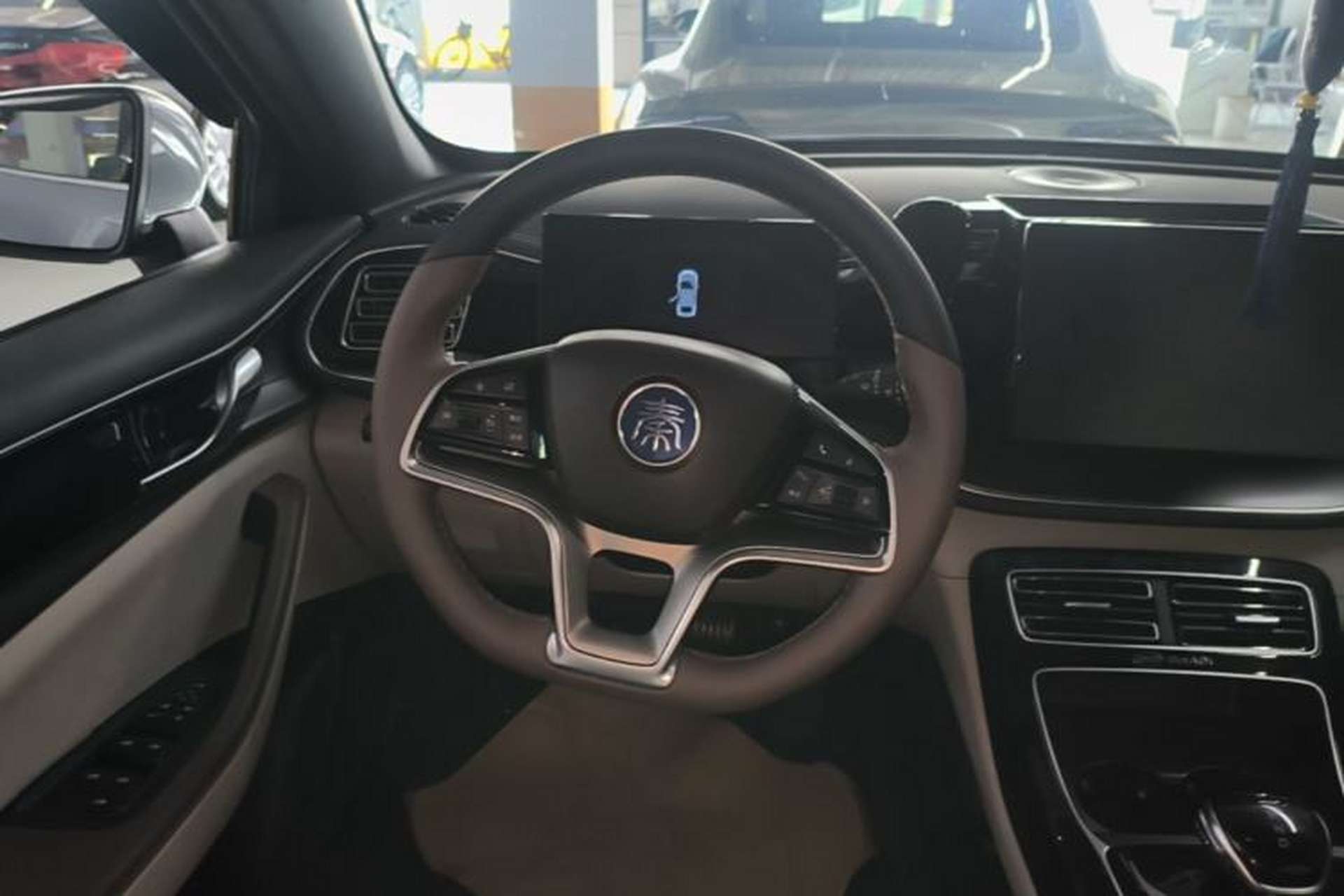 Used BYD Qin PLUS 2023 Champion Edition EV 510KM Beyond Model Steering Wheel