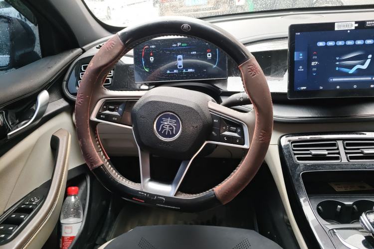 Used BYD Qin PLUS 2023 Champion Edition DM-i 55KM Leading Model Steering Wheel