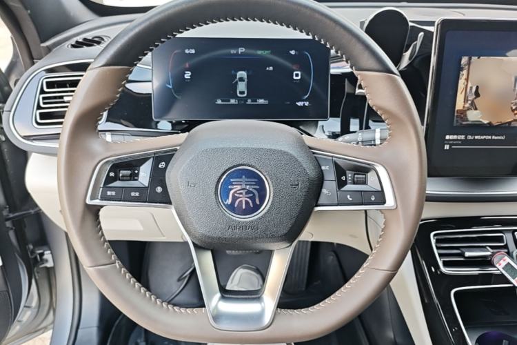 Used BYD Qin PLUS 2023 Champion Edition DM-i 55KM Superior Model Steering Wheel