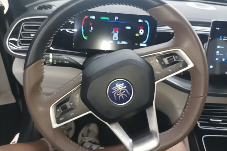 Used BYD Qin PLUS 2023 Champion Edition DM-i 120KM Leading Model Steering Wheel