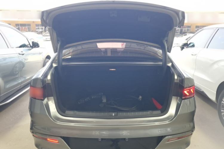 Used BYD Qin PLUS 2023 Champion Edition DM-i 120KM Excellence Model Trunk