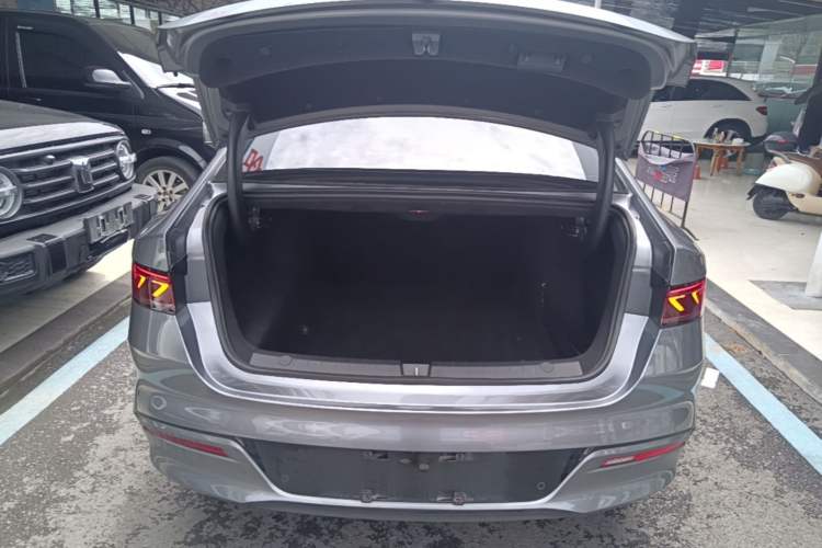 Used BYD Qin PLUS 2023 Champion Edition DM-i 55KM Superior Model Trunk
