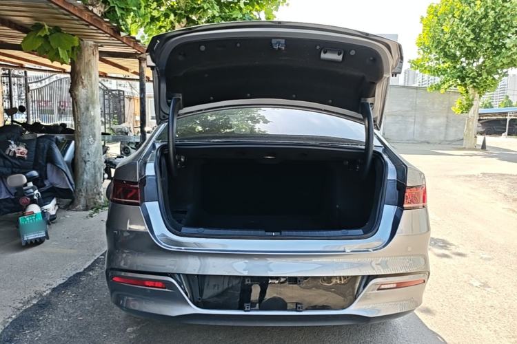 Used BYD Qin PLUS 2023 Champion Edition DM-i 55KM Leading Model Trunk