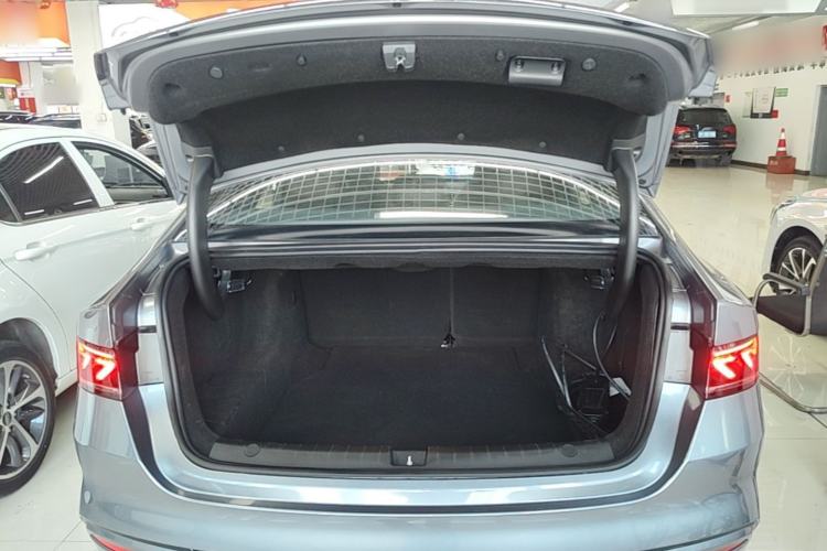 Used BYD Qin PLUS 2023 Champion Edition DM-i 55KM Superior Model Trunk
