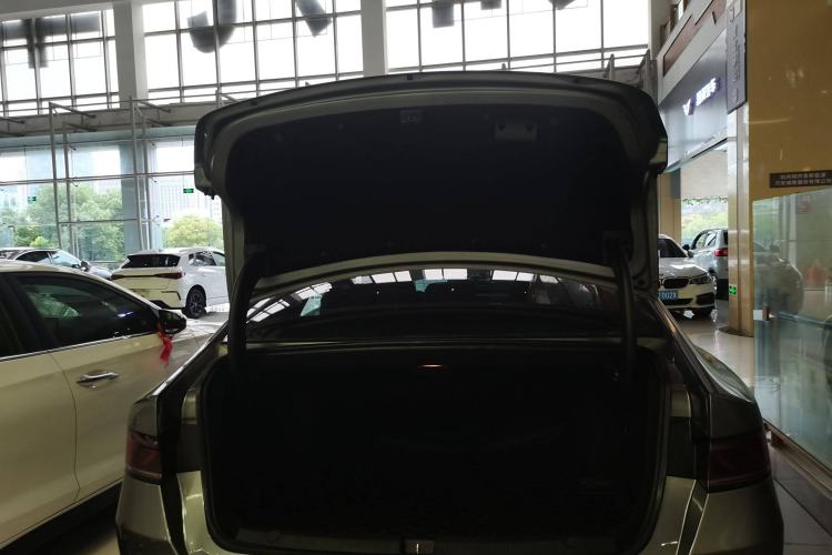 Used BYD Qin PLUS 2023 Champion Edition EV 510KM Leading Model Trunk