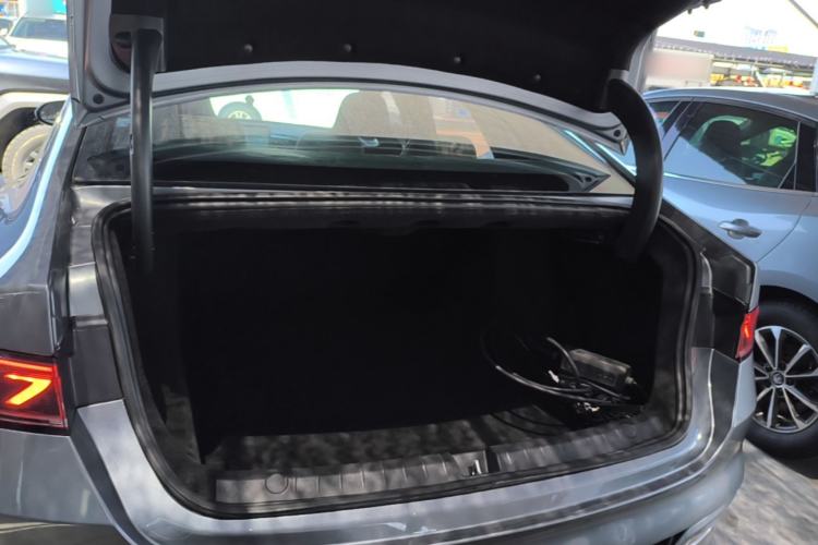 Used BYD Qin PLUS 2023 Champion Edition DM-i 55KM Leading Model Trunk