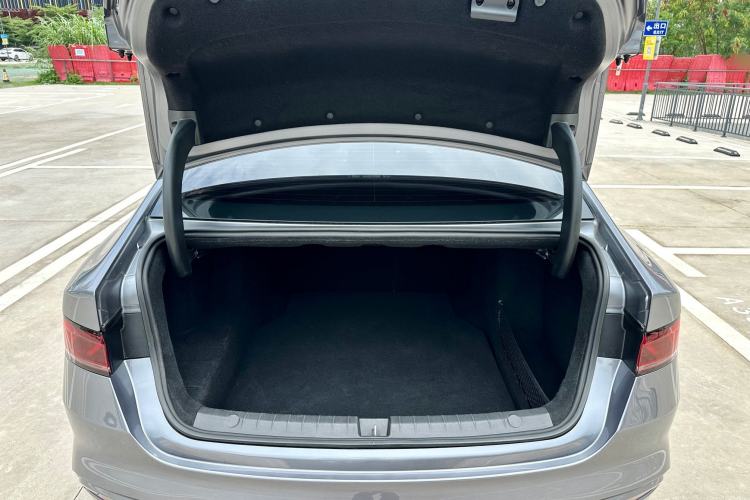 Used BYD Qin PLUS 2023 Champion Edition DM-i 55KM Superior Model Trunk