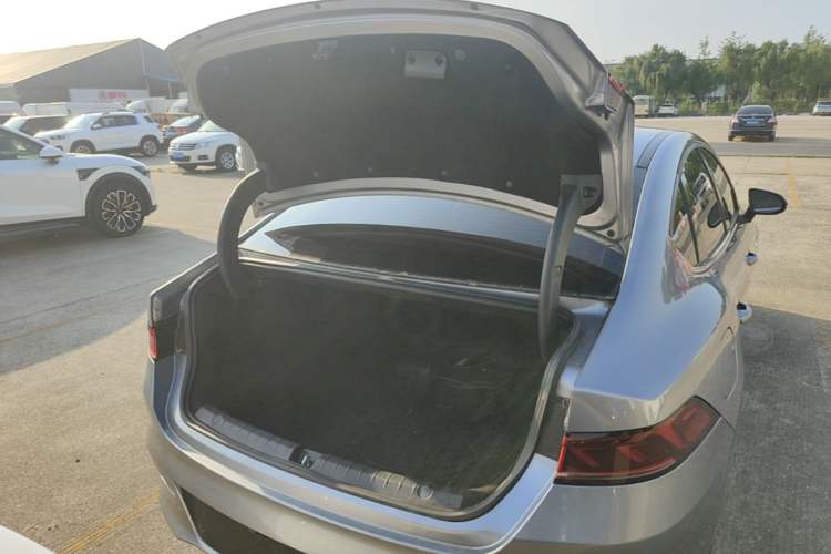 Used BYD Qin PLUS 2023 Champion Edition DM-i 55KM Leading Model Trunk