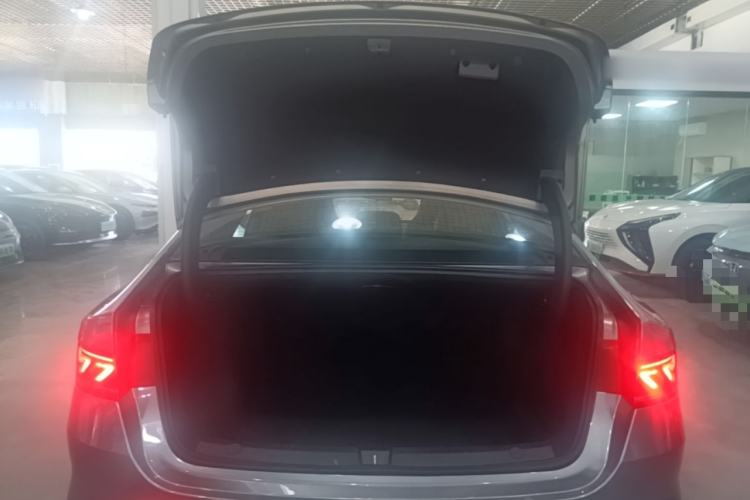 Used BYD Qin PLUS 2023 Champion Edition DM-i 120KM Excellence Model Trunk