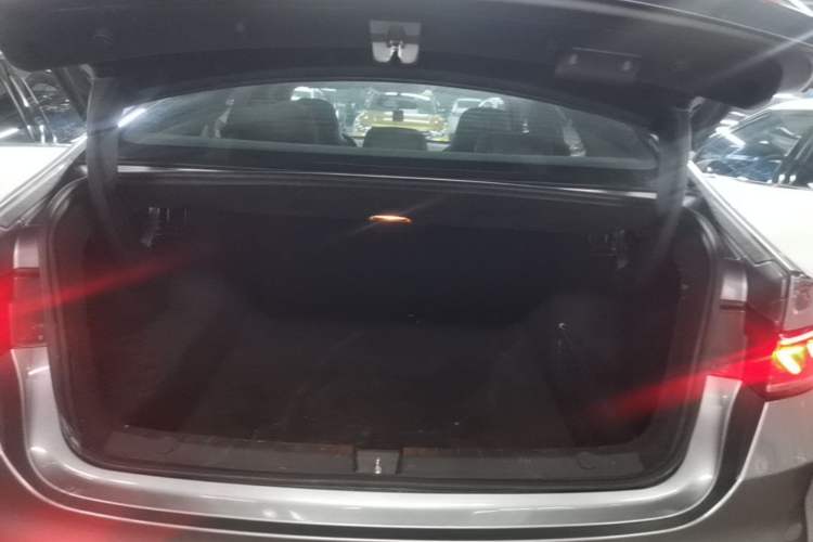 Used BYD Qin PLUS 2023 Champion Edition DM-i 55KM Leading Model Trunk