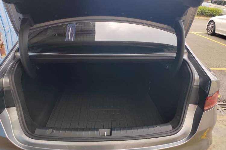 Used BYD Qin PLUS 2023 Champion Edition DM-i 55KM Leading Model Trunk