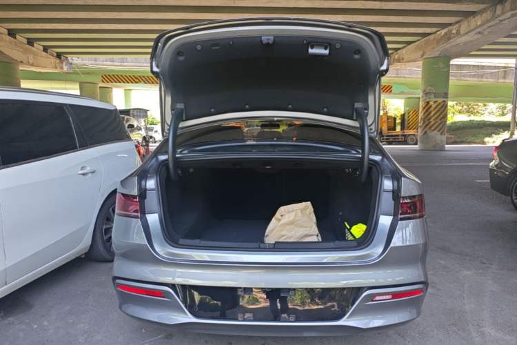 Used BYD Qin PLUS 2023 Champion Edition DM-i 55KM Superior Model Trunk