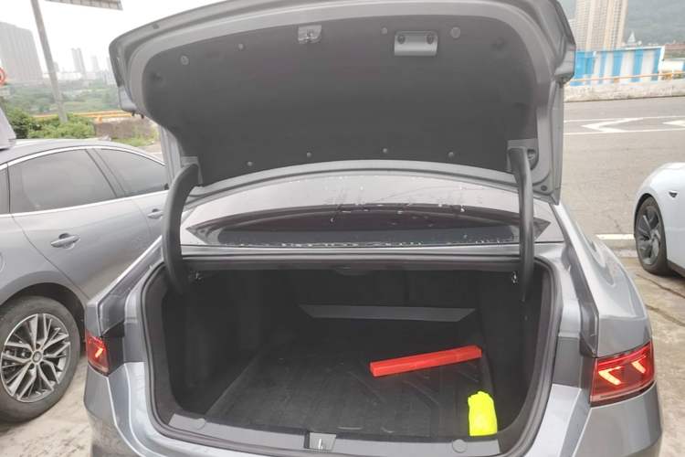Used BYD Qin PLUS 2023 Champion Edition EV 510KM Leading Model Trunk