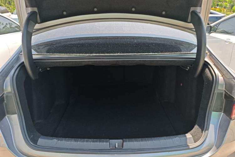 Used BYD Qin PLUS 2023 Champion Edition EV 420KM Superior Model Trunk