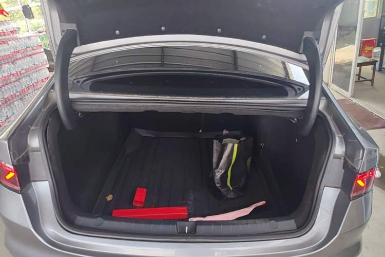 Used BYD Qin PLUS 2023 Champion Edition DM-i 120KM Leading Model Trunk