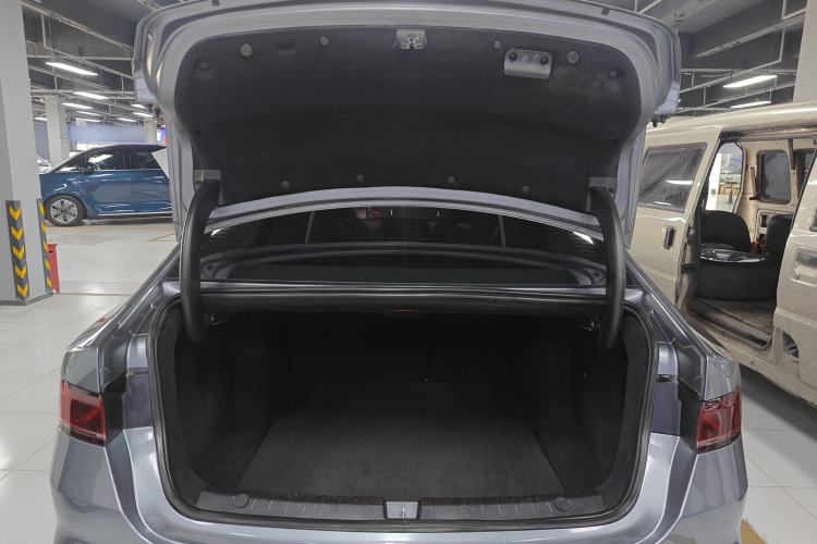 Used BYD Qin PLUS 2023 Champion Edition EV 420KM Leading Model Trunk