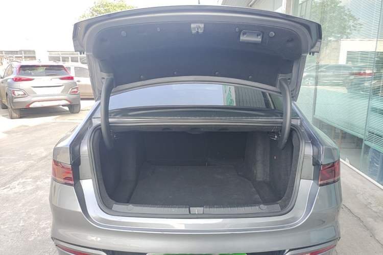 Used BYD Qin PLUS 2023 Champion Edition EV 510KM Leading Model Trunk