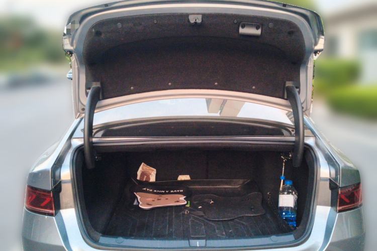 Used BYD Qin PLUS 2023 Champion Edition DM-i 55KM Leading Model Trunk