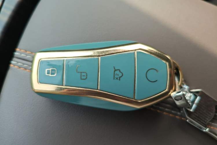 Used BYD Qin PLUS 2023 Champion Edition EV 510KM Beyond Model Vehicle Key