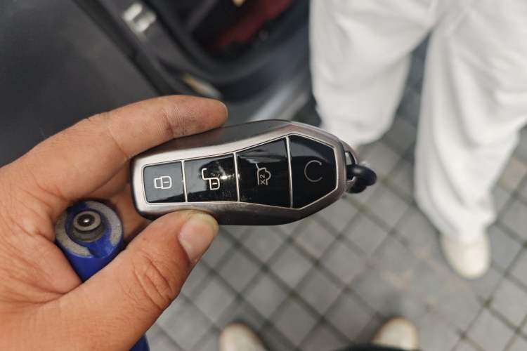 Used BYD Qin PLUS 2023 EV 510KM Travel Edition Vehicle Key