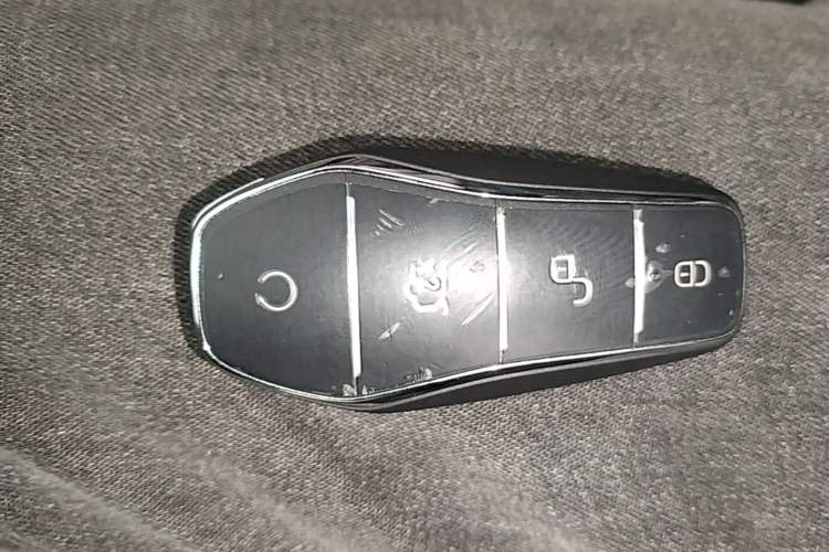 Used BYD Qin PLUS 2023 Champion Edition EV 420KM Superior Model Vehicle Key