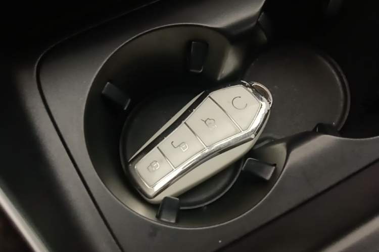 Used BYD Qin PLUS 2023 Champion Edition DM-i 120KM Excellence Model Vehicle Key