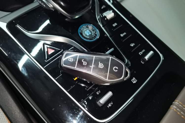 Used BYD Qin PLUS 2023 Champion Edition DM-i 55KM Superior Model Vehicle Key