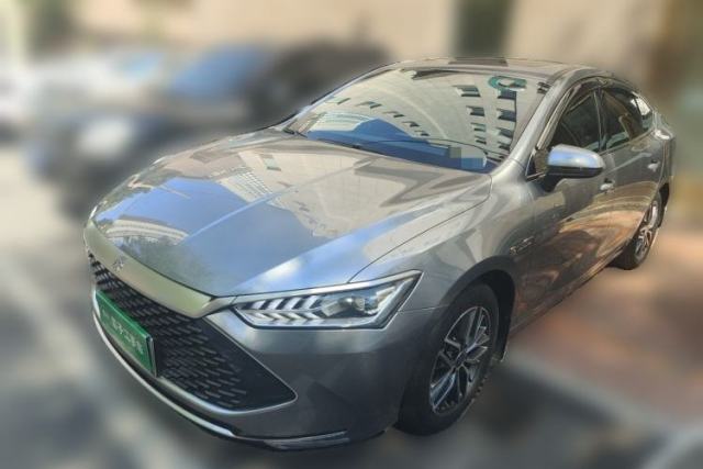 BYD Qin PLUS 2023 Champion Edition DM-i 120KM Leading Model usado