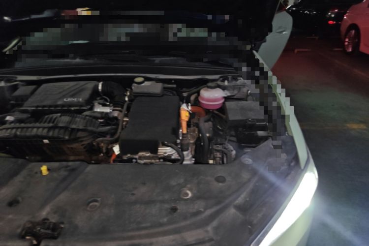 Used BYD Qin PLUS 2023 Champion Edition DM-i 55KM Leading Model Engine Bay Left