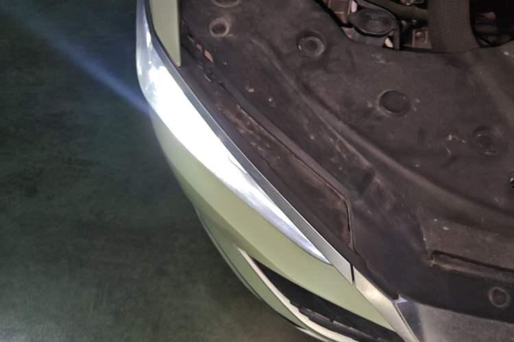 Used BYD Qin PLUS 2023 Champion Edition DM-i 55KM Leading Model Right Front Headlight
