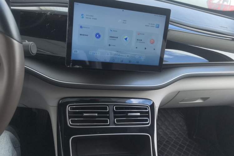 Used BYD Qin PLUS 2023 Champion Edition EV 420KM Superior Model Audio And AC Panel
