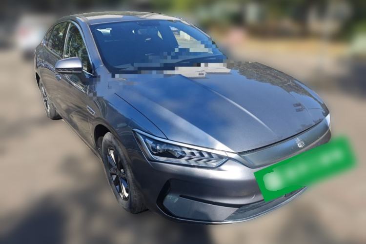 Used BYD Qin PLUS 2023 EV 510KM Travel Edition Front Right 45 Deg