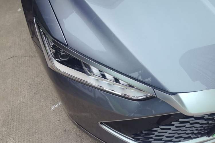 Used BYD Qin PLUS 2023 Champion Edition DM-i 120KM Excellence Model Right Front Headlight