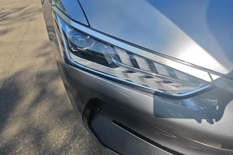 Used BYD Qin PLUS 2023 EV 510KM Travel Edition Right Front Headlight