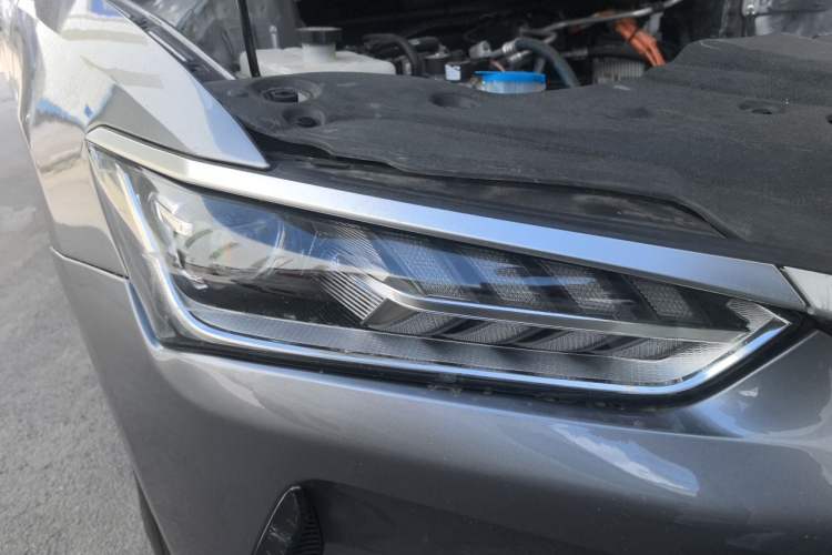 Used BYD Qin PLUS 2023 Champion Edition EV 420KM Superior Model Right Front Headlight