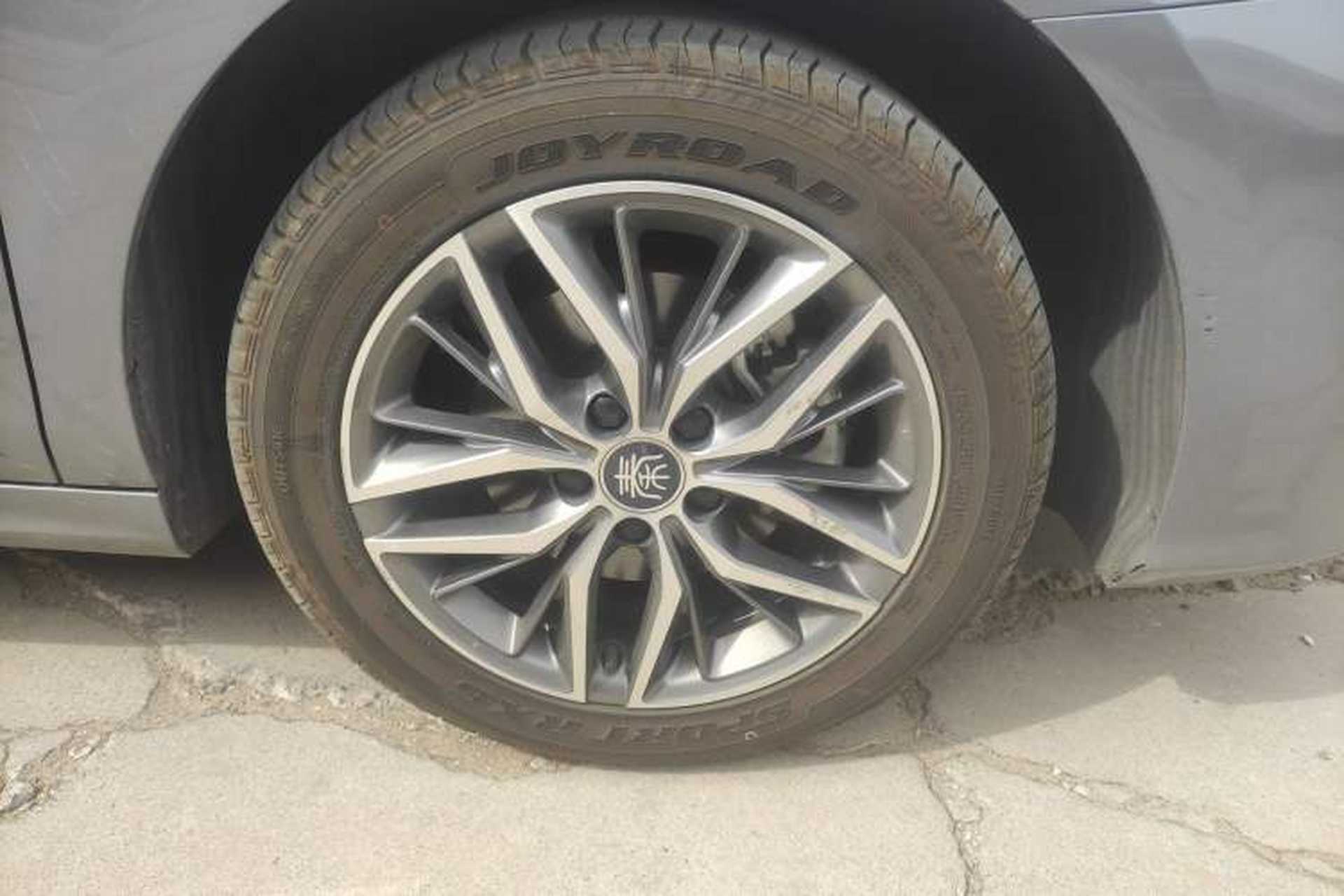 Used BYD Qin PLUS 2023 Champion Edition DM-i 120KM Beyond Model Right Front Wheel Hub