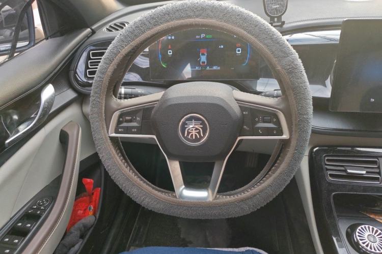 Used BYD Qin PLUS 2023 Champion Edition DM-i 55KM Leading Model Steering Wheel