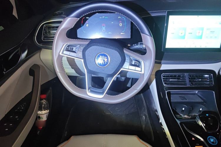 Used BYD Qin PLUS 2023 Champion Edition DM-i 55KM Superior Model Steering Wheel