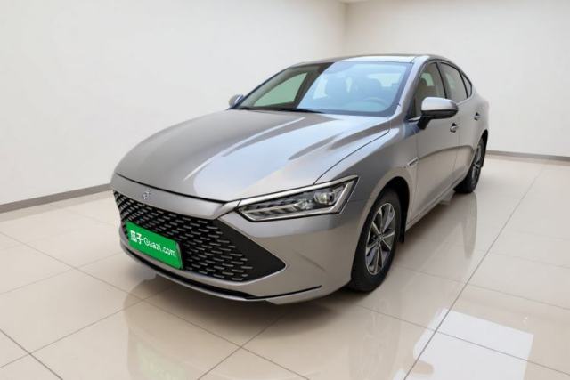 BYD Qin PLUS 2023 Champion Edition DM-i 55KM Leading Model с пробегом
