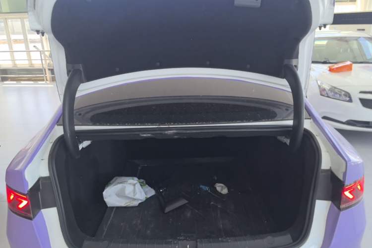 Used BYD Qin PLUS 2023 Champion Edition EV 420KM Leading Model Trunk