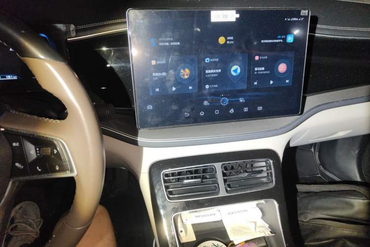 Used BYD Qin PLUS 2023 Champion Edition DM-i 120KM Beyond Model Audio And AC Panel