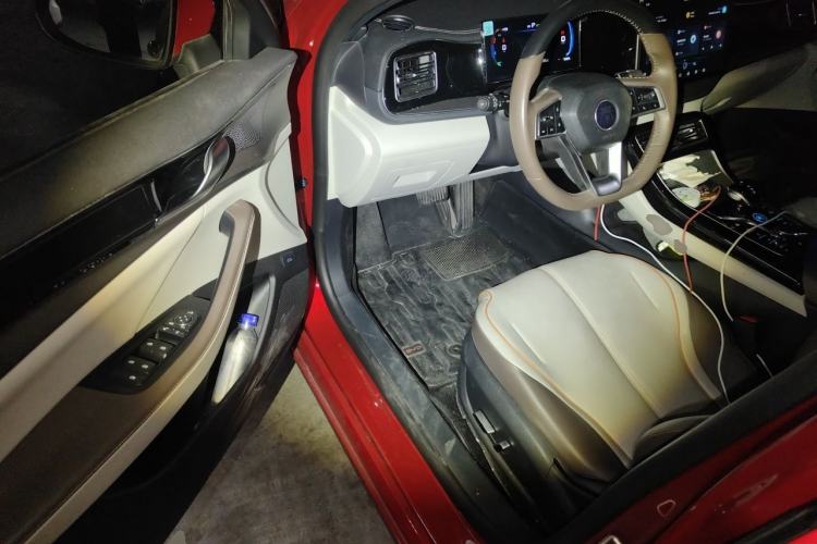 Used BYD Qin PLUS 2023 Champion Edition DM-i 120KM Beyond Model Driver Seat