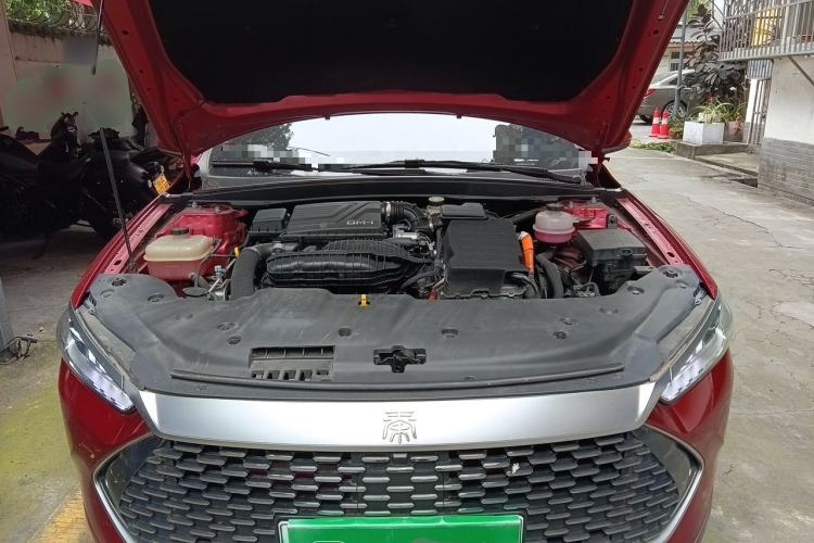 Used BYD Qin PLUS 2023 Champion Edition DM-i 55KM Leading Model Engine Bay
