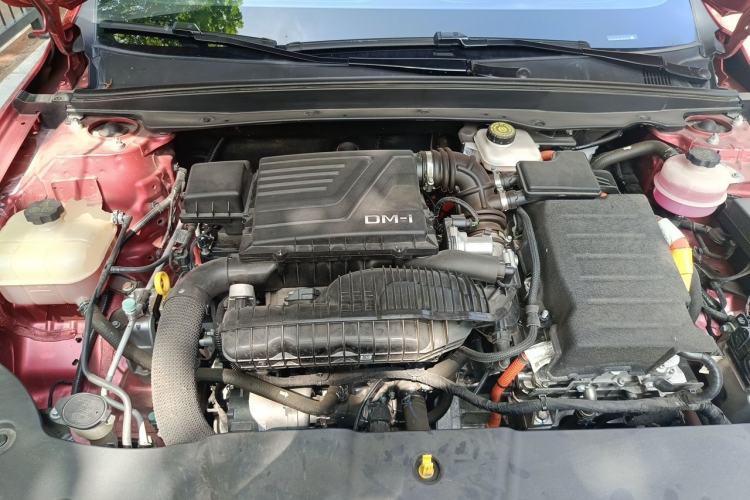 Used BYD Qin PLUS 2023 Champion Edition DM-i 55KM Leading Model Engine Bay