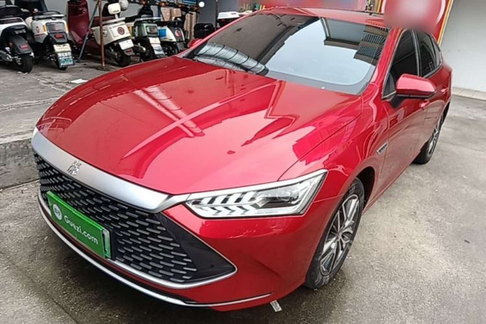Used BYD Qin PLUS 2023 Champion Edition DM-i 120KM Excellence Model Front Left 45 Deg