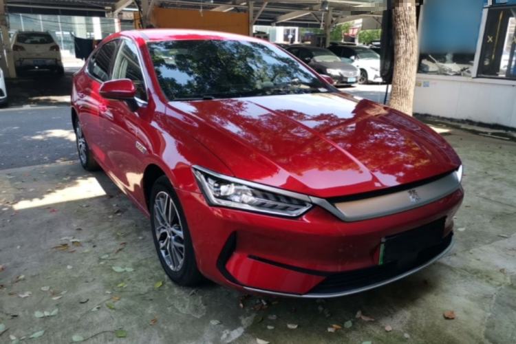 Used BYD Qin PLUS 2023 Champion Edition EV 510KM Leading Model Front Right 45 Deg